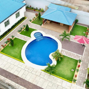 Villa with Pool in Brazzaville